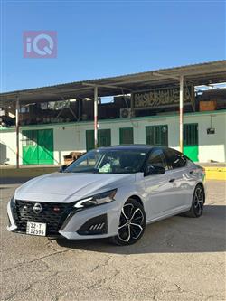 نيسان ألتيما